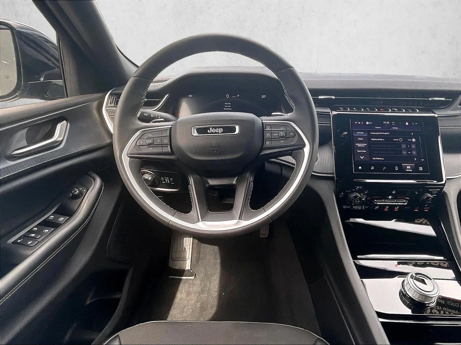 2023 Jeep Grand Cherokee Altitude 4x4 photo 7