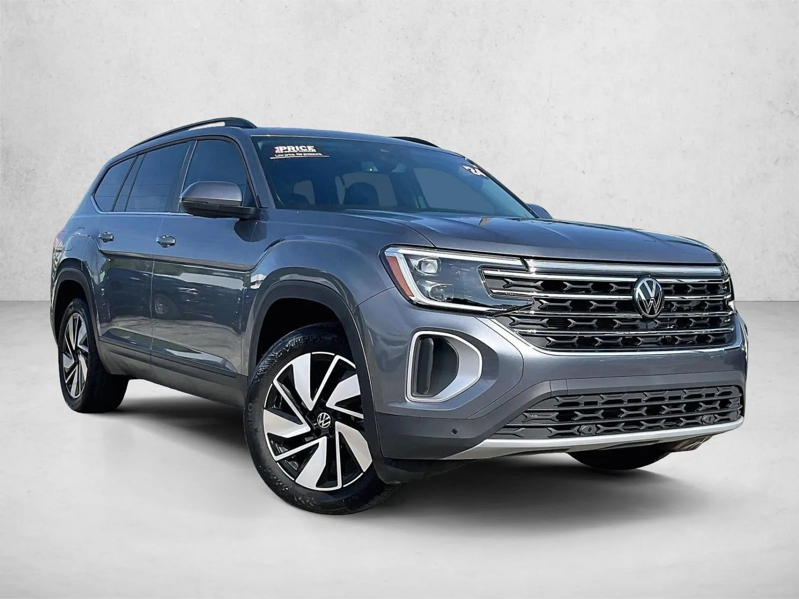 2024 Volkswagen Atlas 2.0T SE w/Technology photo 12
