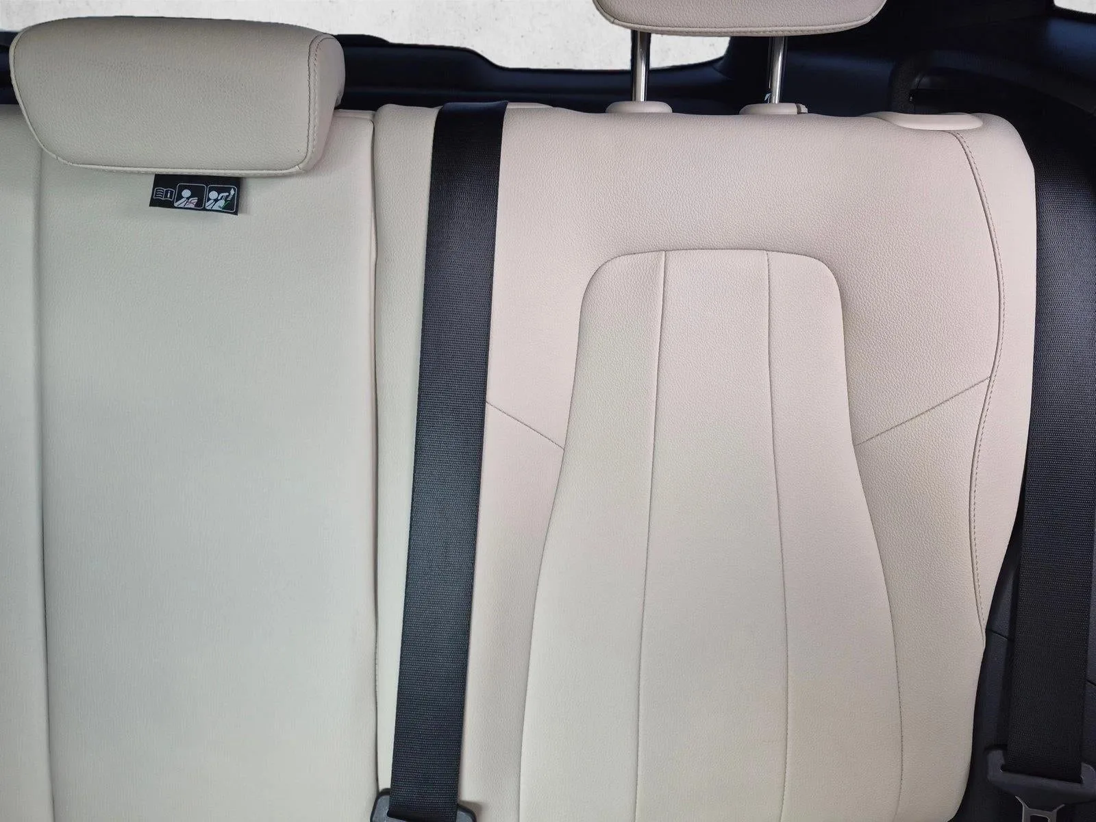 2023 Mercedes-Benz GLA GLA 250 SUV photo 11