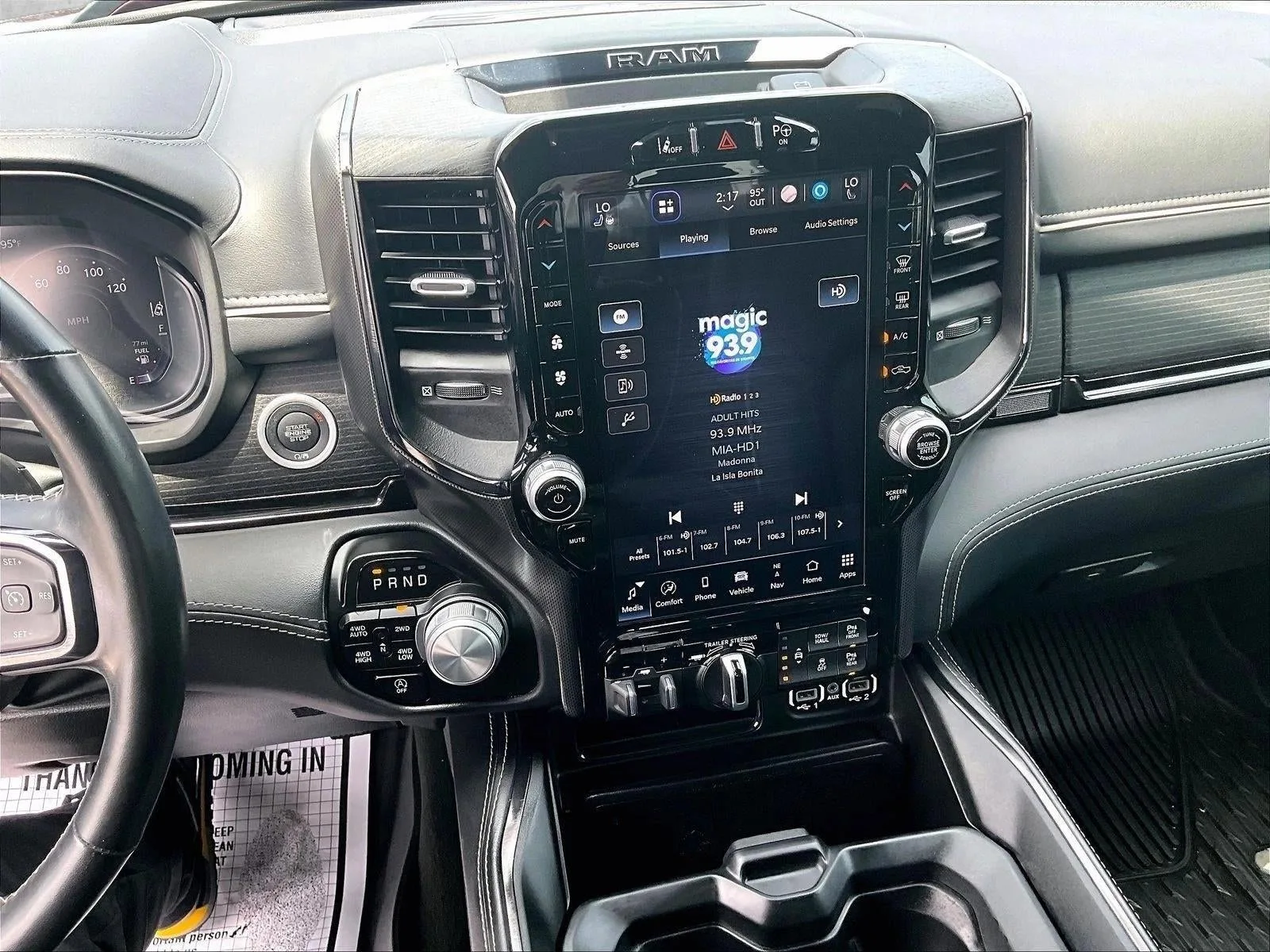 2024 RAM 1500 Limited Crew Cab 4x4 5'7" Box photo 8