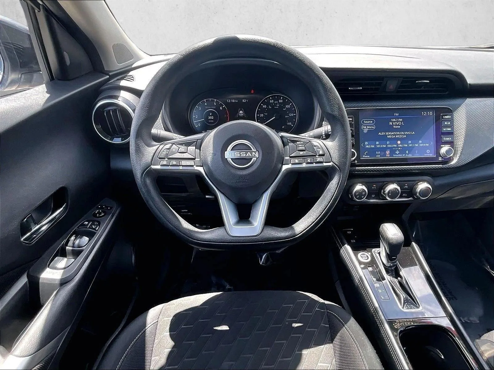 2023 Nissan Kicks SV photo 7