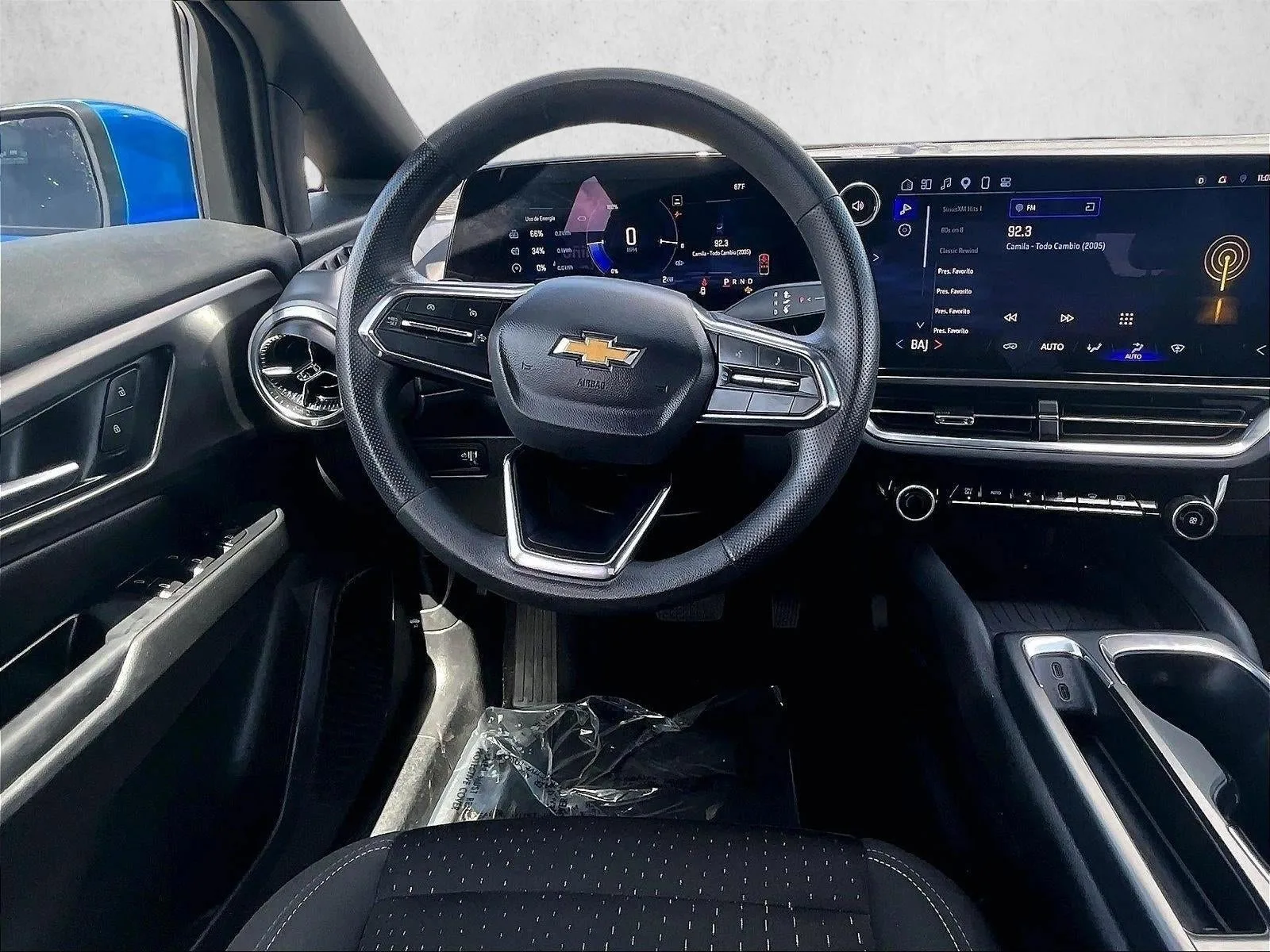 2025 Chevrolet Equinox EV LT photo 7
