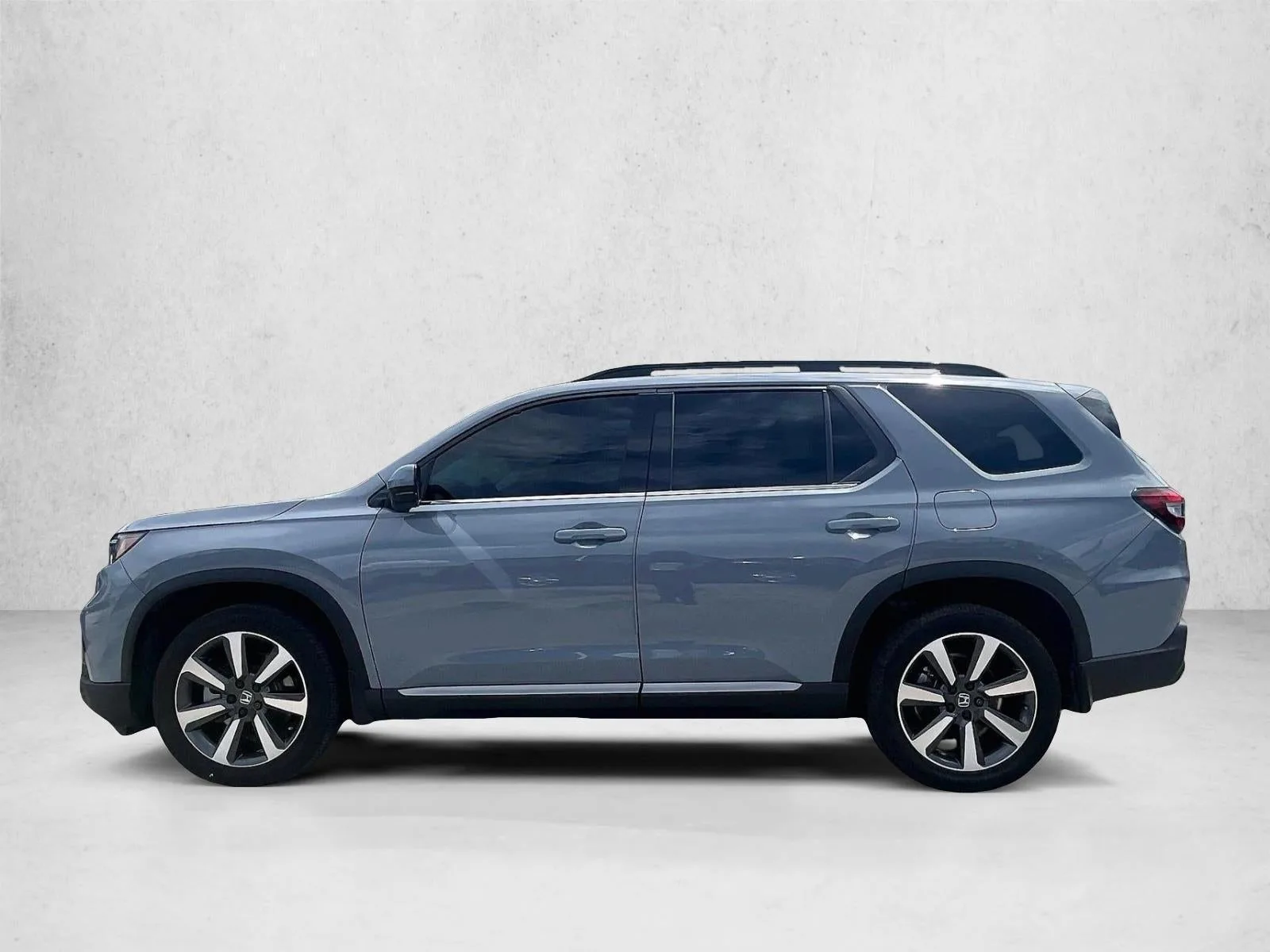 2025 Honda Pilot Touring photo 6