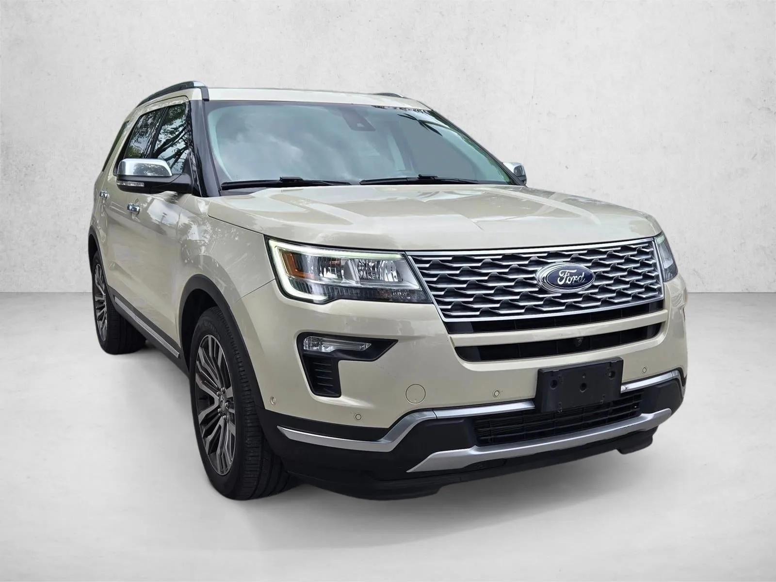 2018 Ford Explorer Platinum 4WD photo 3