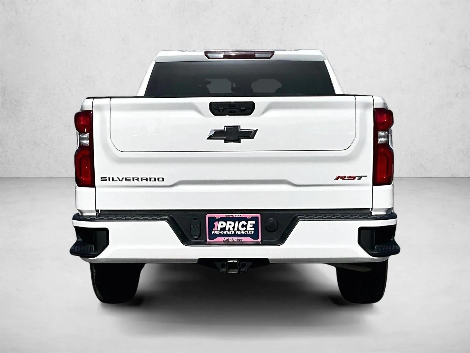 2024 Chevrolet Silverado 1500 RST photo 4