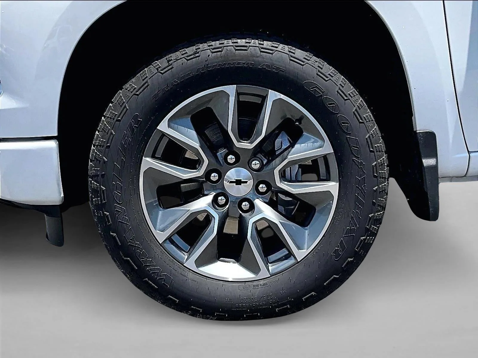2025 Chevrolet Silverado 1500 RST photo 10