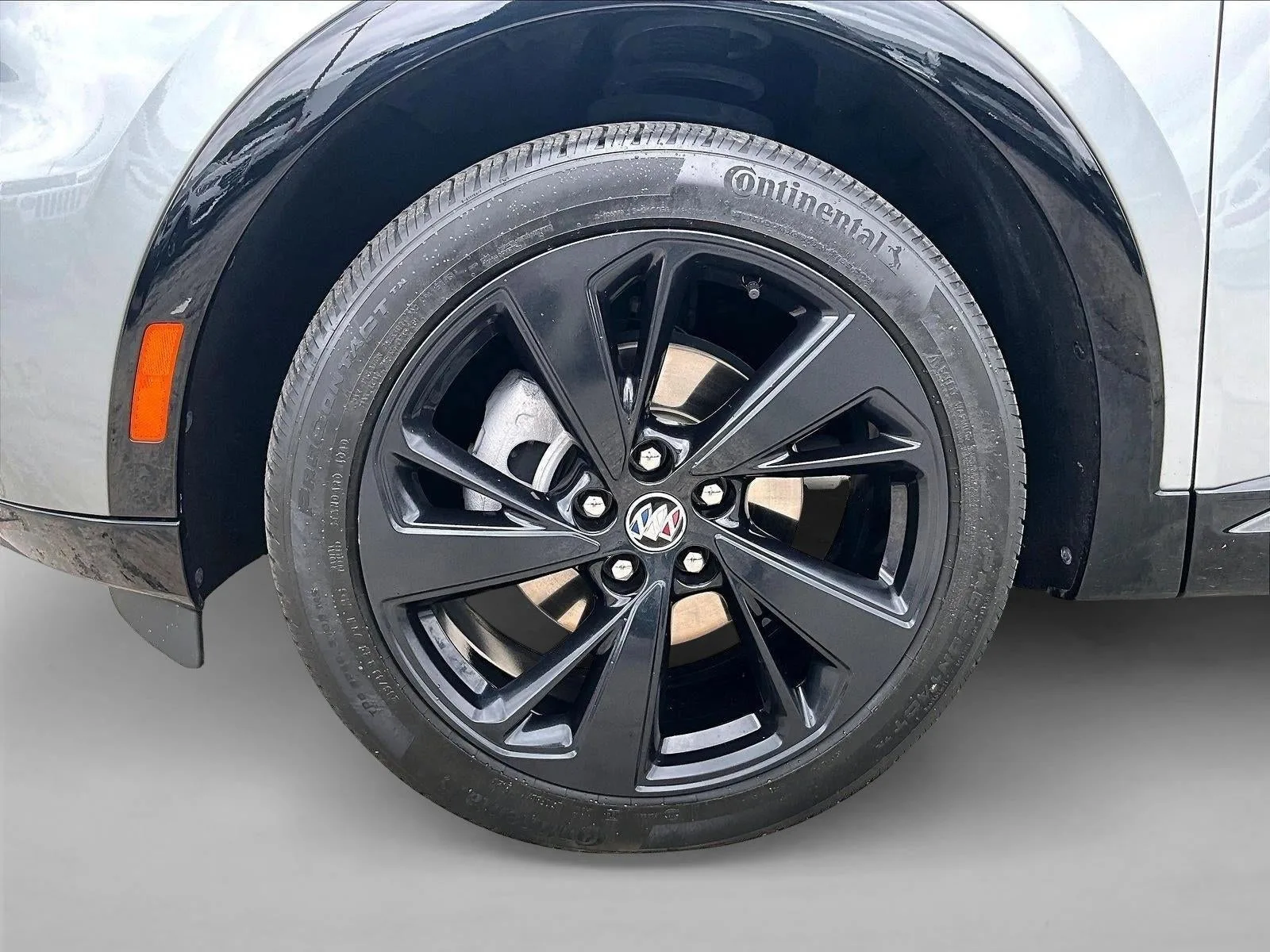 2023 Buick Envision Essence photo 10