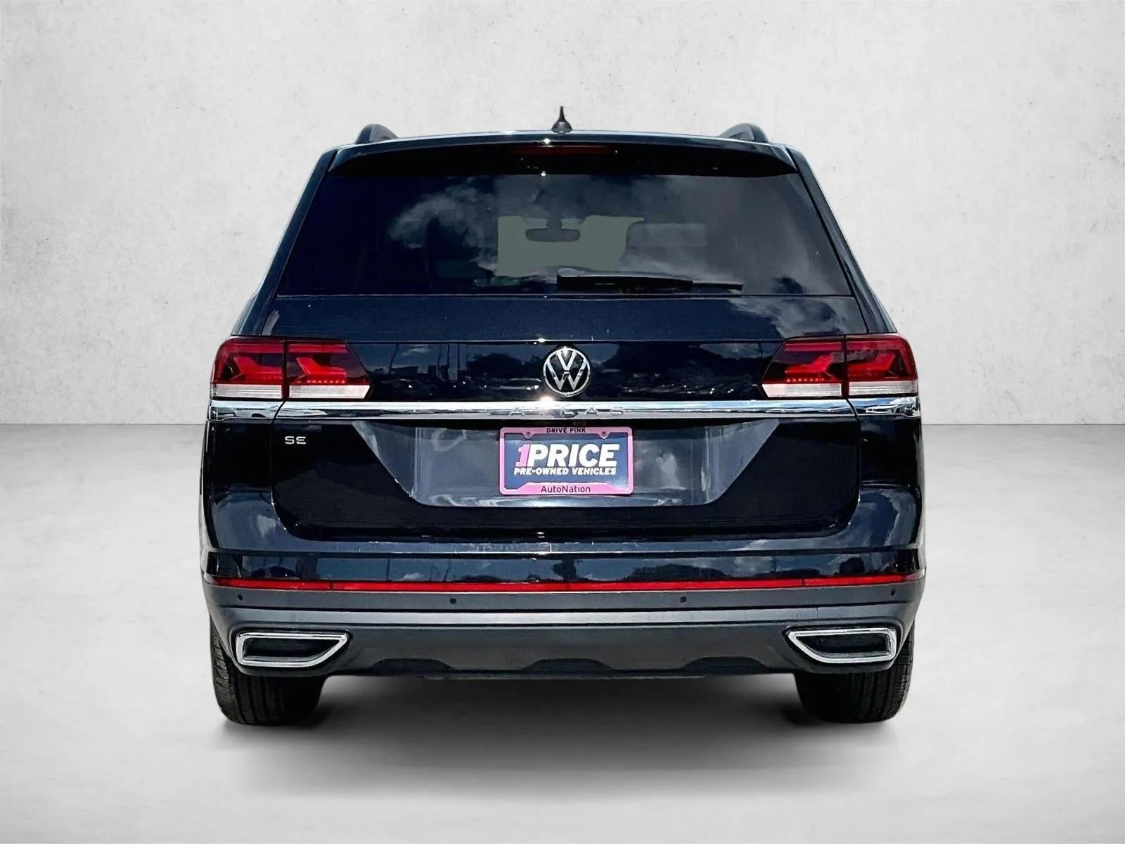 2023 Volkswagen Atlas 2.0T SE w/Technology photo 4