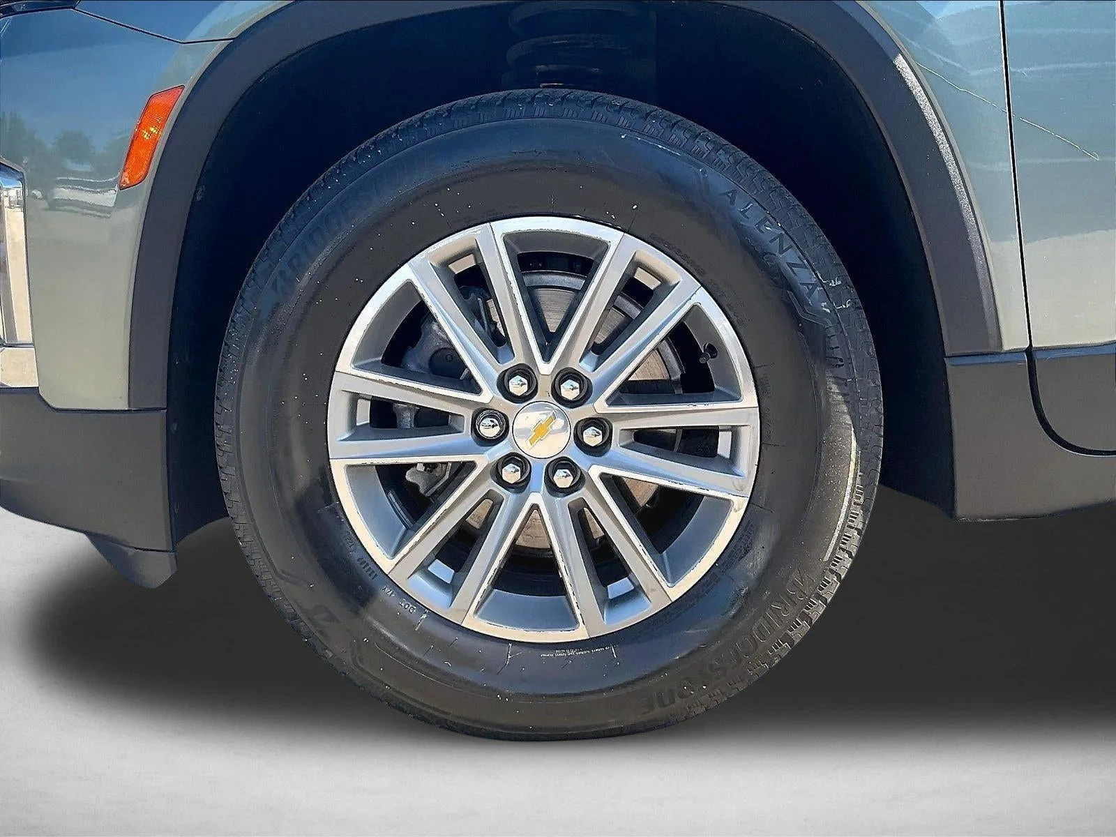 2023 Chevrolet Traverse LT Cloth photo 10