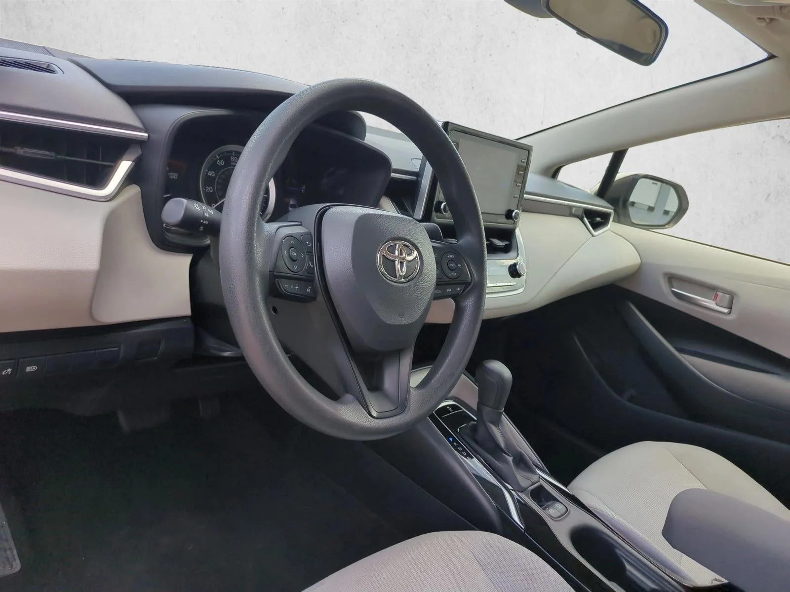 2021 Toyota Corolla LE CVT (Natl) photo 10