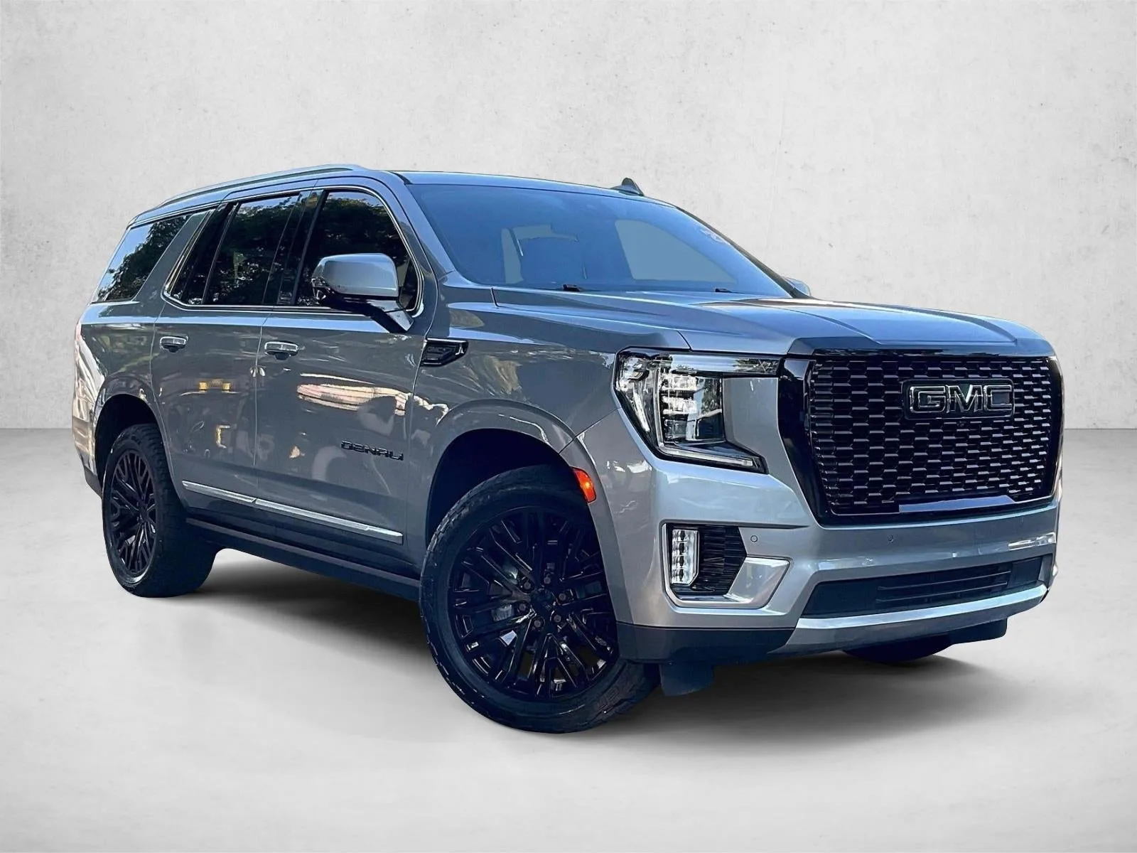 2023 GMC Yukon Denali photo 12