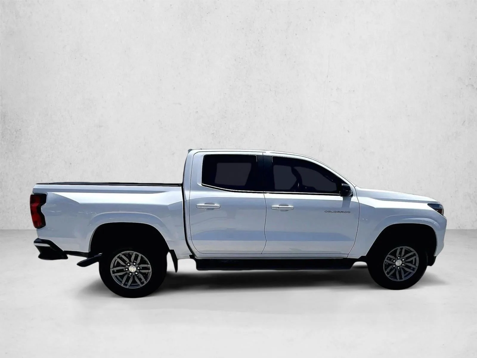 2023 Chevrolet Colorado LT photo 5