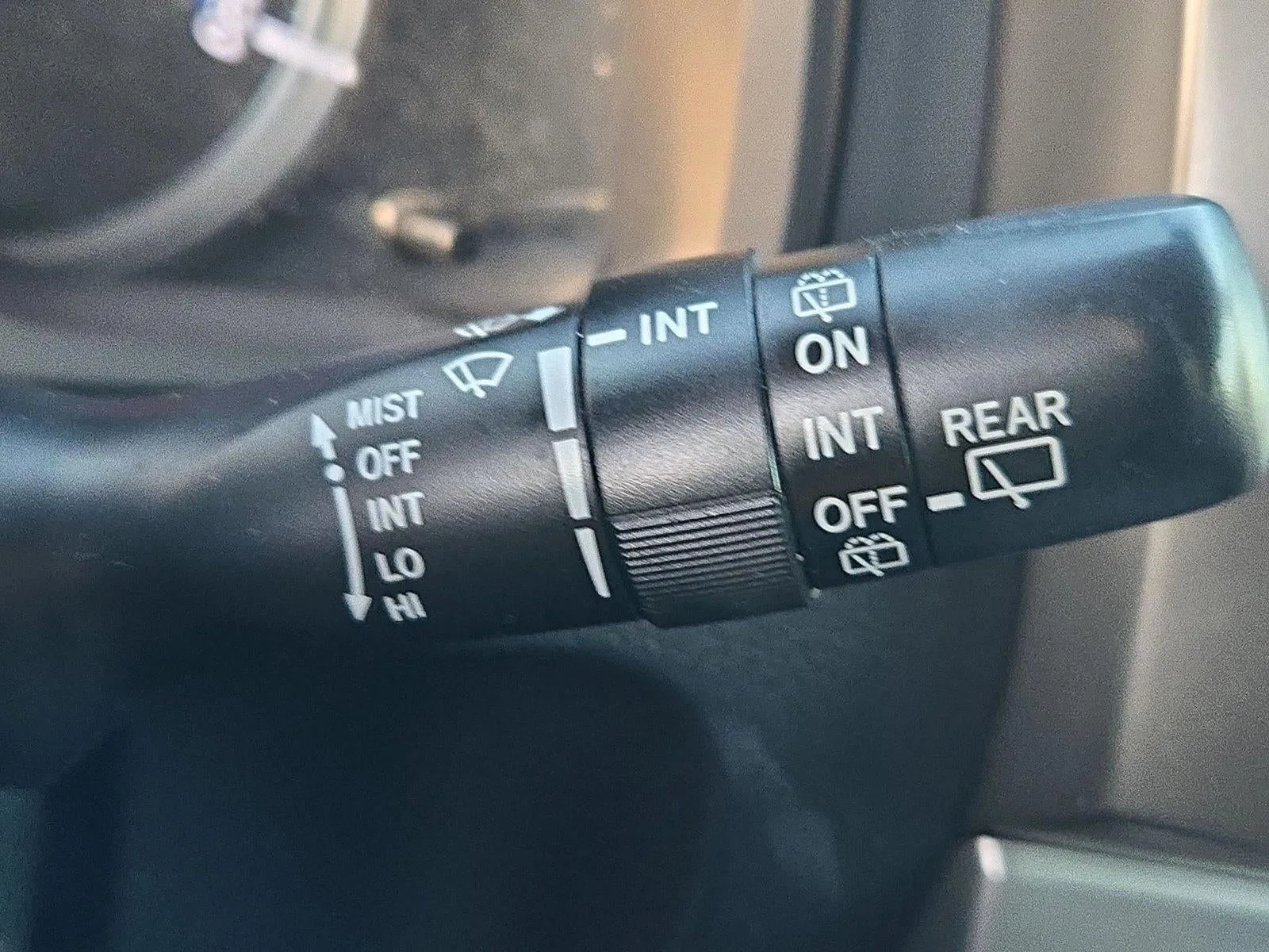2017 Toyota 4Runner SR5 2WD (Natl) photo 12