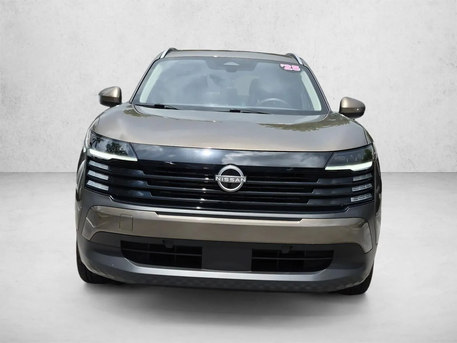 2025 Nissan Kicks SV FWD photo 2