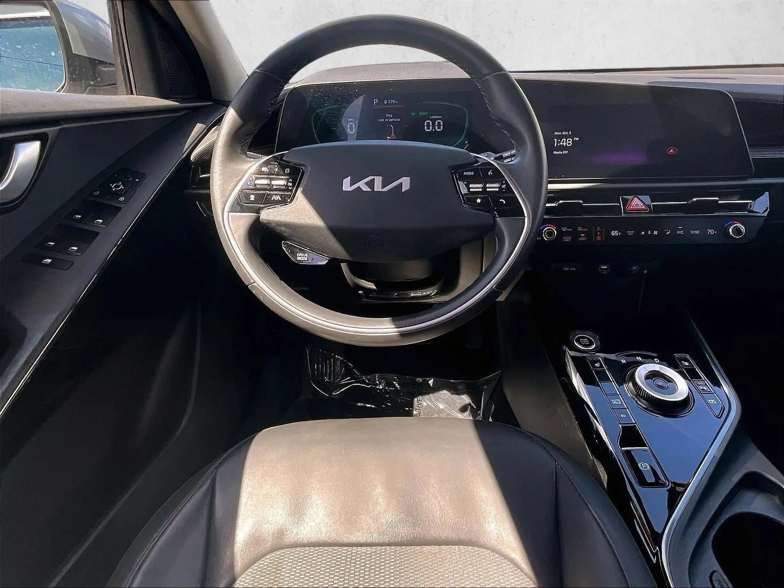 2023 Kia Niro Plug-In Hybrid EX photo 7