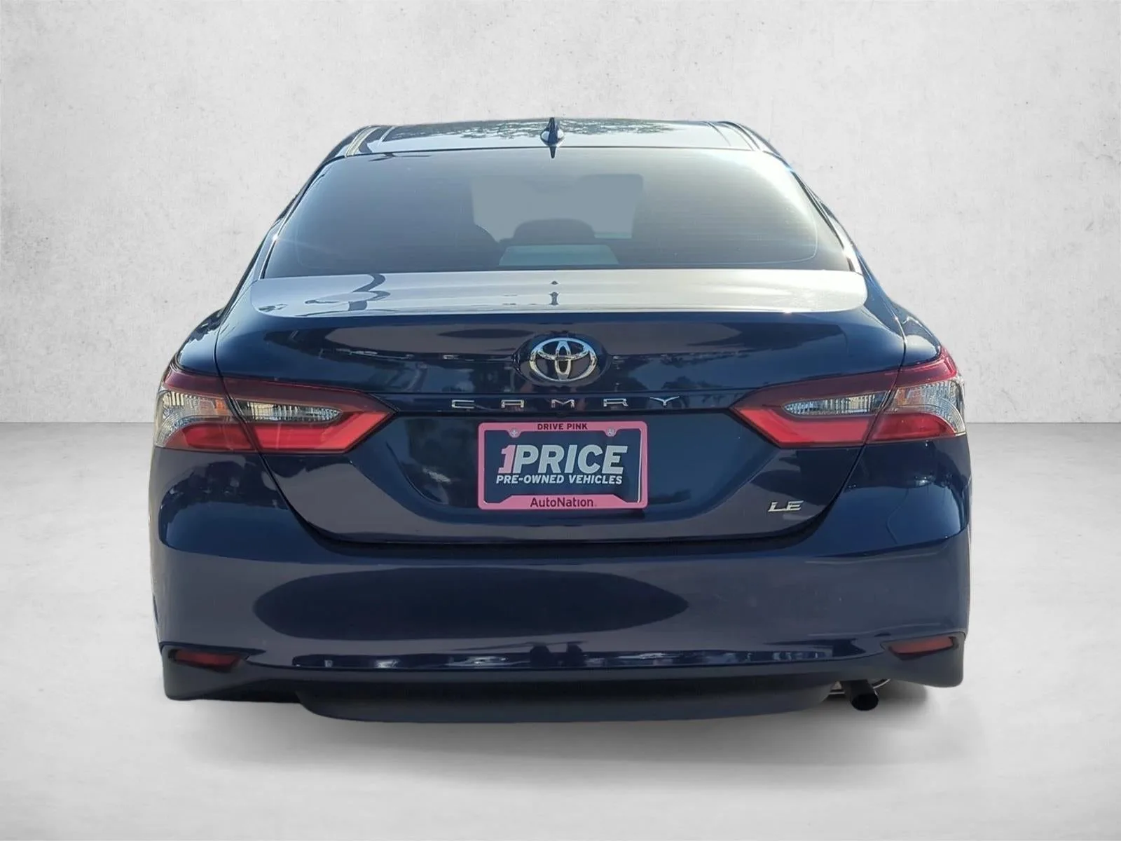2023 Toyota Camry LE Auto (SE) photo 6
