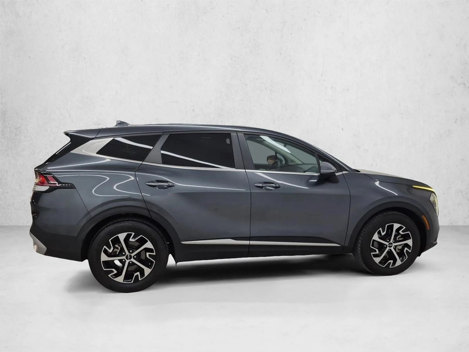 2023 Kia Sportage EX photo 4