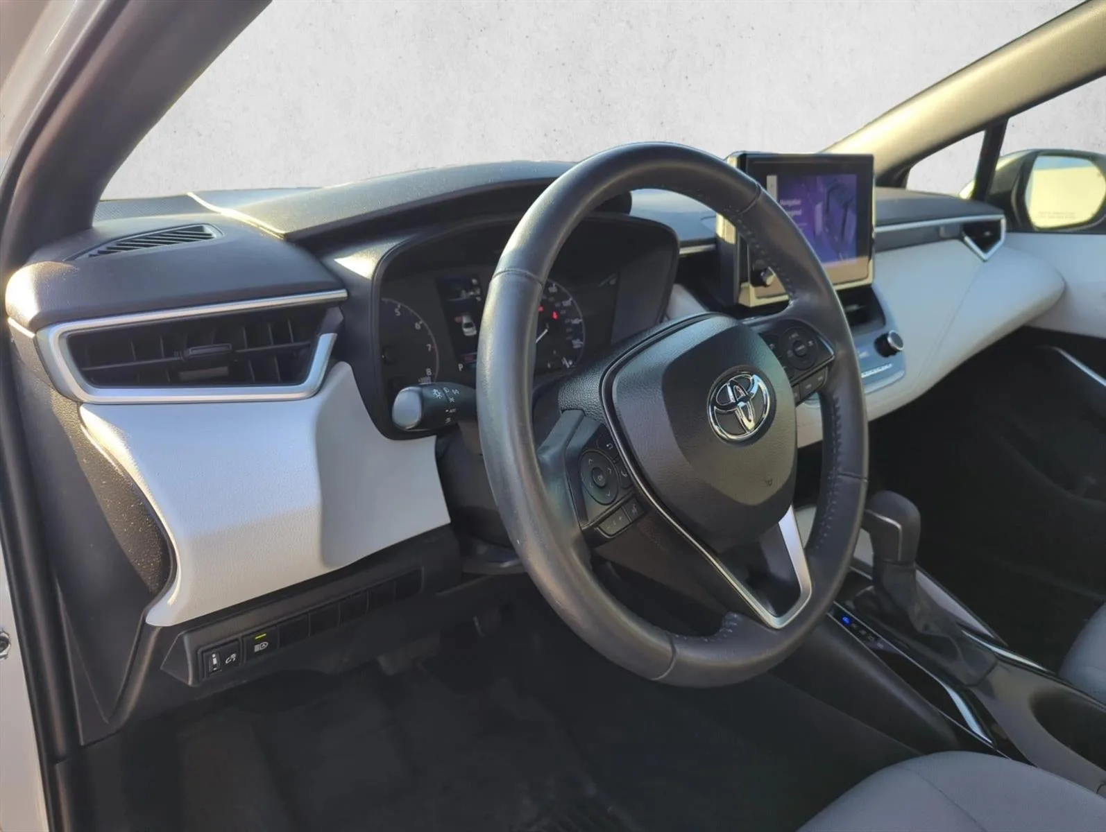 2024 Toyota Corolla SE CVT (Natl) photo 11