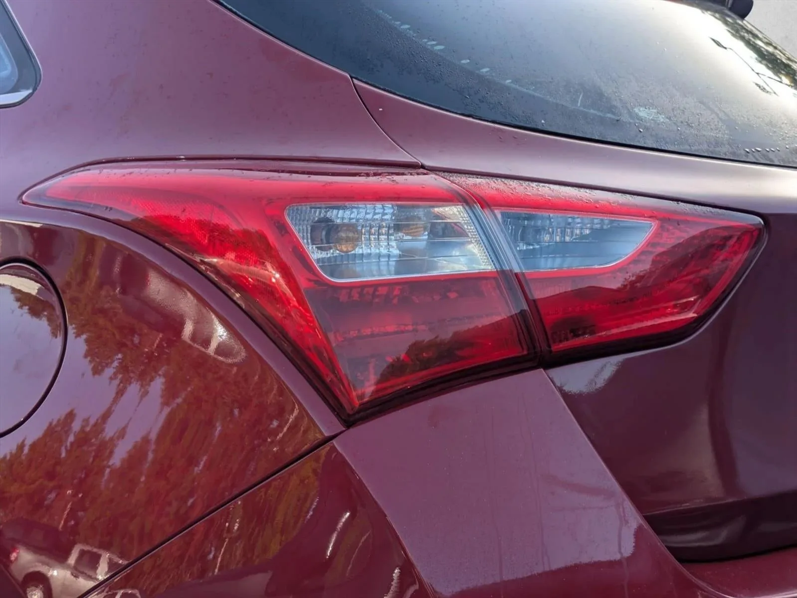 2016 Hyundai ELANTRA GT 5dr HB Auto photo 12