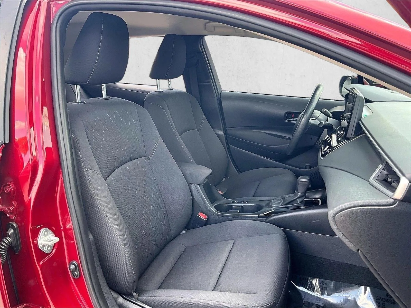 2024 Toyota Corolla LE photo 9