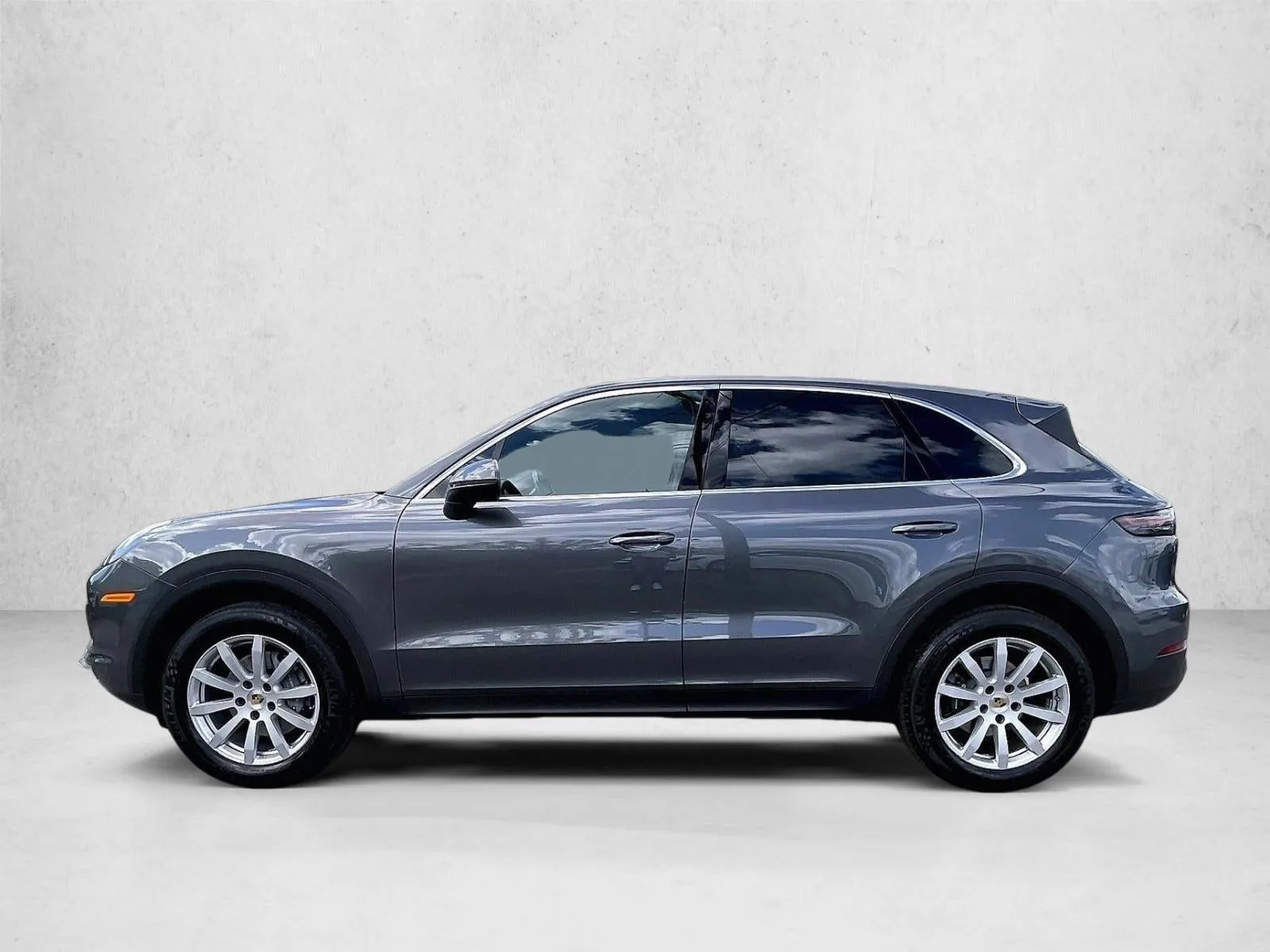 2020 Porsche Cayenne Base photo 6