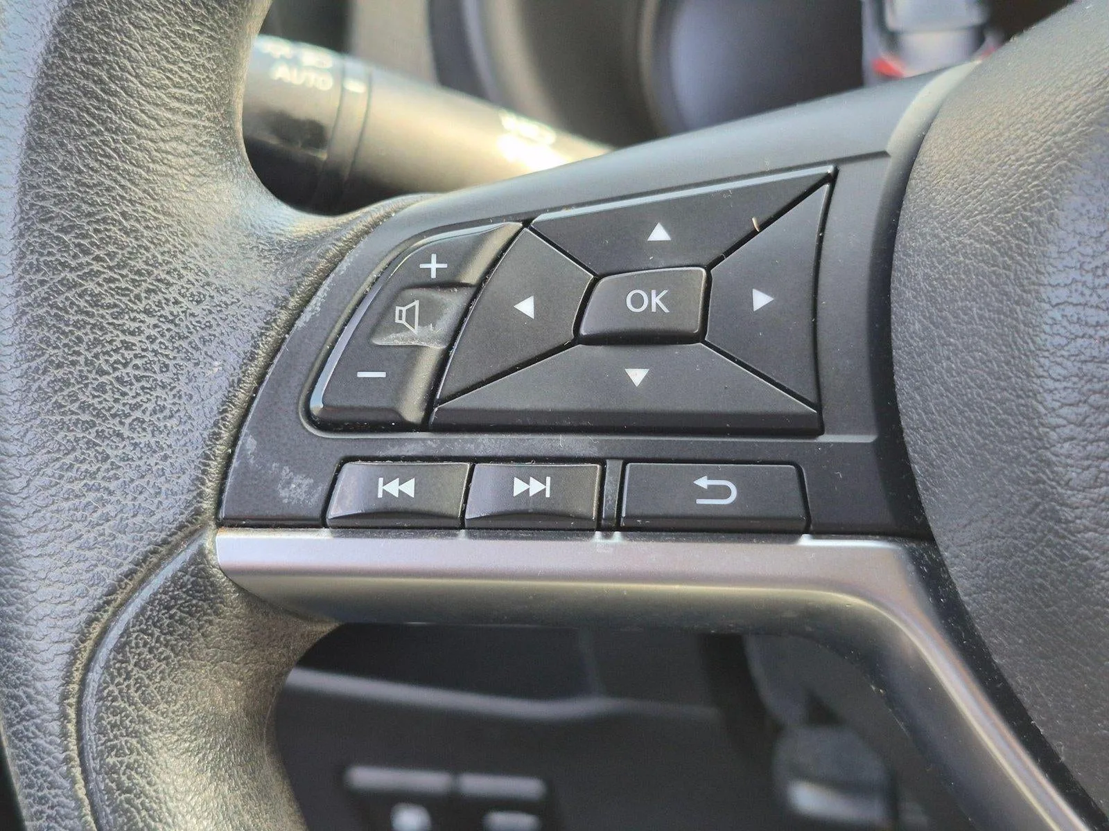 2021 Nissan Kicks SV Xtronic CVT photo 12