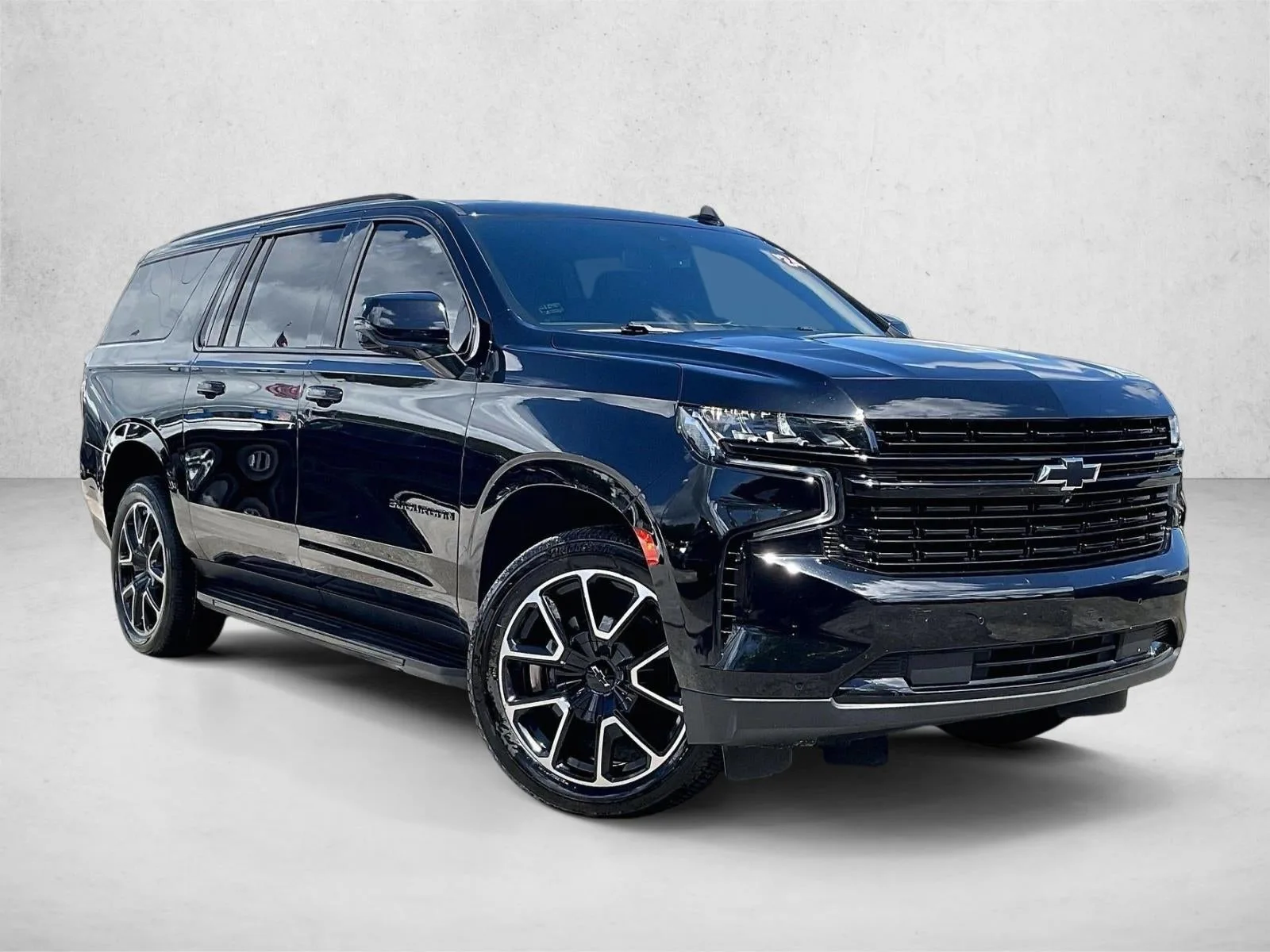 2024 Chevrolet Suburban RST photo 12