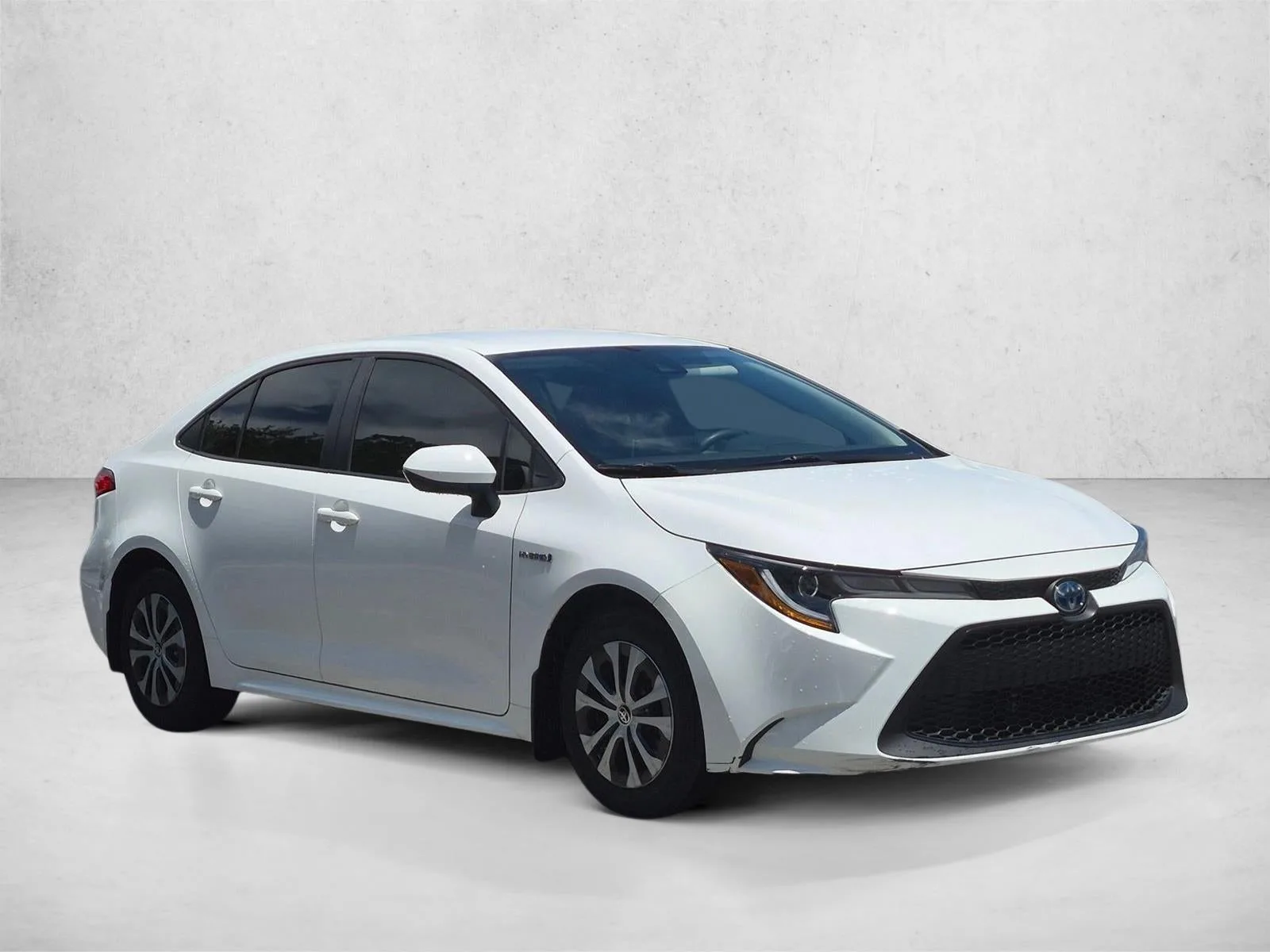 2021 Toyota Corolla Hybrid LE CVT (Natl) photo 3