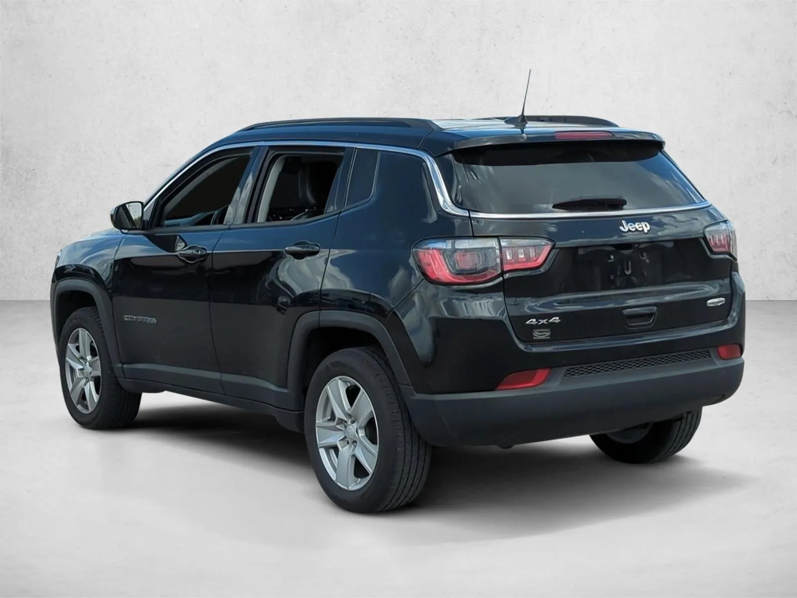 2022 Jeep Compass Latitude 4x4 photo 7