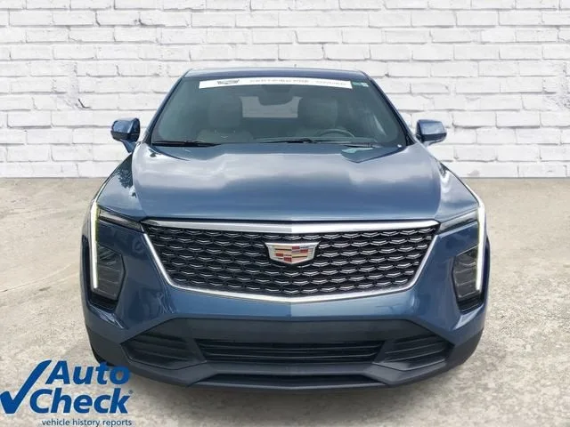 2024 Cadillac XT4 Luxury photo 6