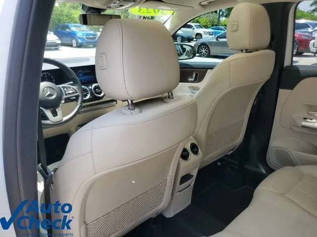 2023 Mercedes-Benz GLA GLA 250 photo 12