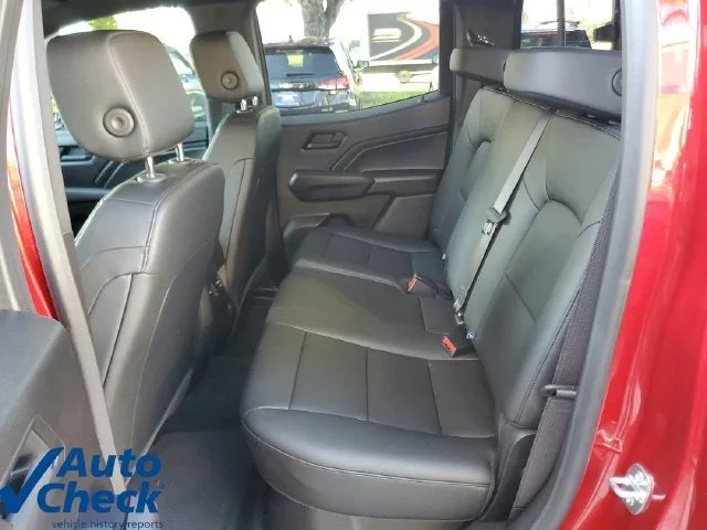 2025 Chevrolet Colorado Trail Boss photo 10