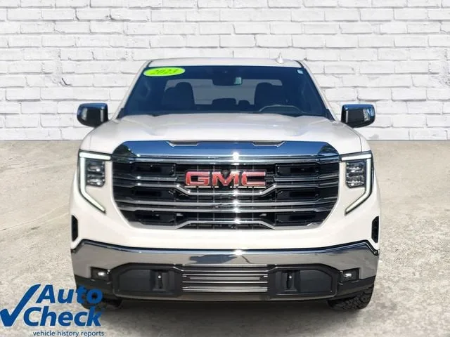 2023 GMC Sierra 1500 SLT photo 6