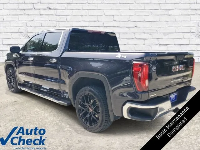 2023 GMC Sierra 1500 SLT photo 2