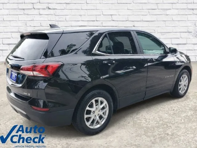 2024 Chevrolet Equinox LT photo 4