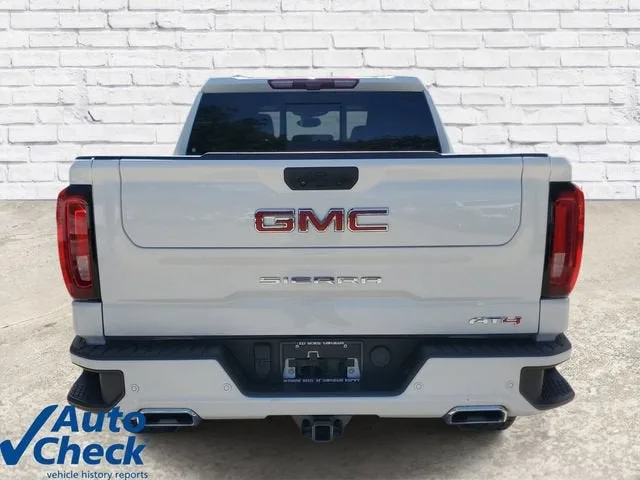 2024 GMC Sierra 1500 AT4 photo 3