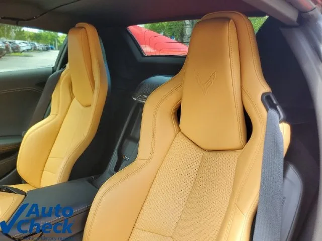 2024 Chevrolet Corvette Stingray 2LT photo 14
