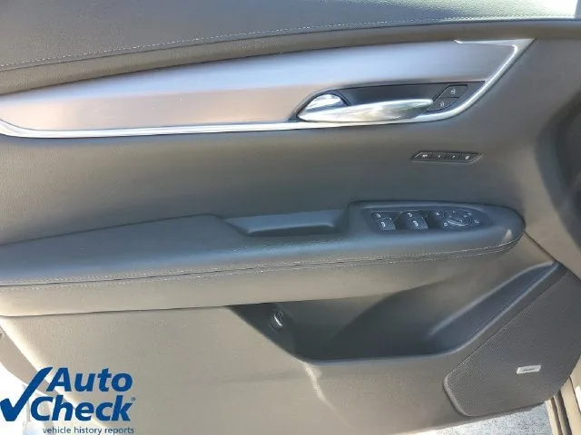2024 Cadillac XT6 Luxury photo 22