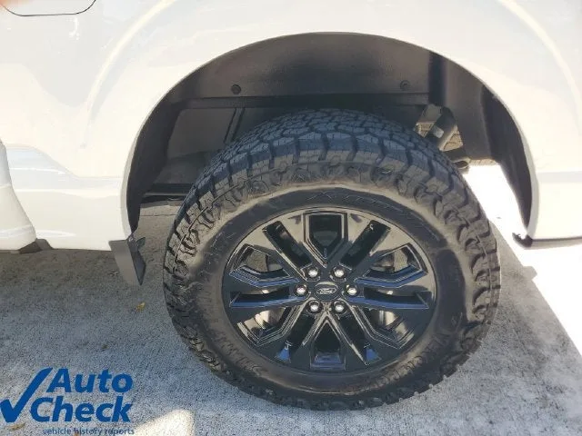 2024 Ford F-150 XLT photo 8