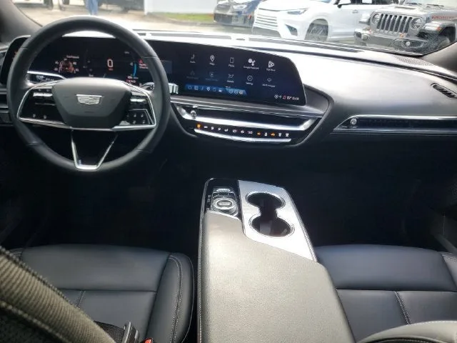 2024 Cadillac LYRIQ Tech photo 13