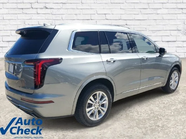 2024 Cadillac XT6 Luxury photo 4