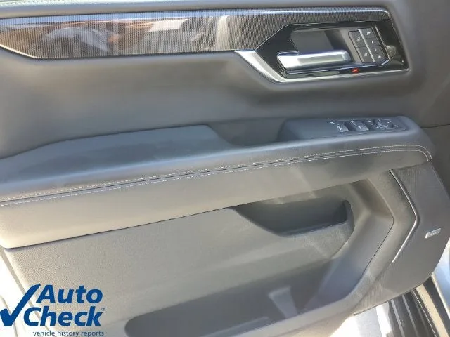 2025 GMC Yukon XL Elevation photo 21