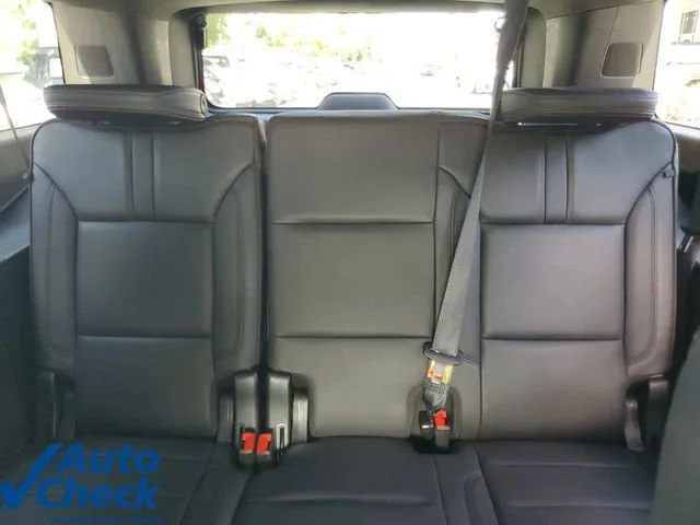 2023 Chevrolet Suburban RST photo 12