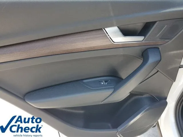 2021 Audi Q5 Premium photo 13