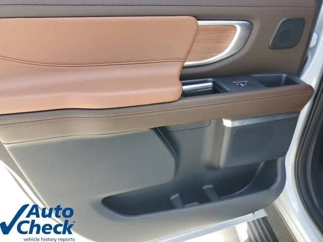 2026 Ford Expedition Max King Ranch photo 18