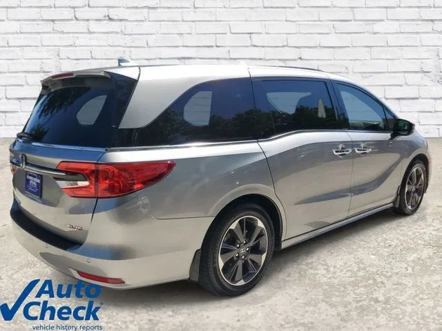 2022 Honda Odyssey Elite photo 4
