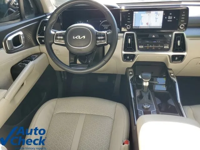 2023 Kia Sorento SX photo 16