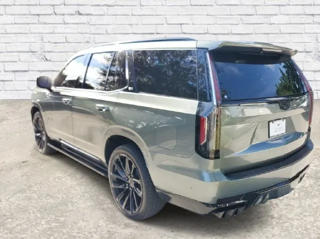 2024 Cadillac Escalade V-Series photo 2