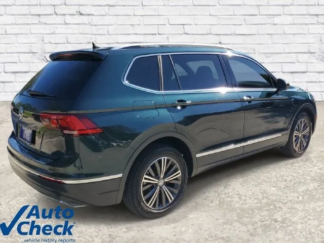 2019 Volkswagen Tiguan 2.0T SEL photo 4