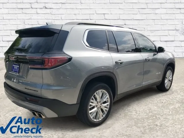 2024 GMC Acadia Elevation photo 4